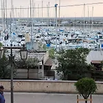 Sara's Bilocale サンレモ